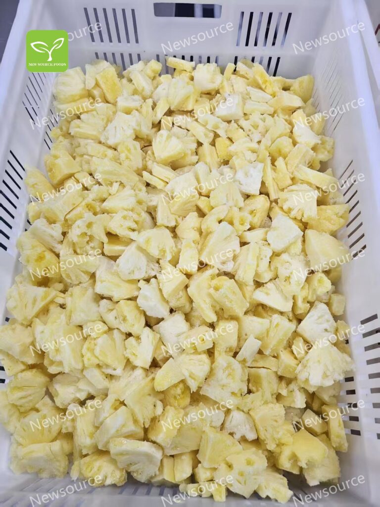 IQF Frozen Pineapple for Professional Food Applications 1 菠萝
